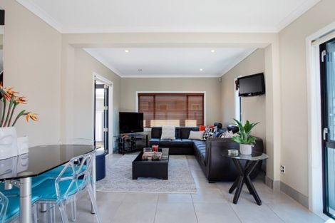 Photo of property in 48 Pitau Road, Mount Maunganui, 3116