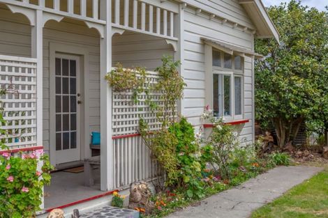 Photo of property in 107 Pembroke Street, Carterton, 5713