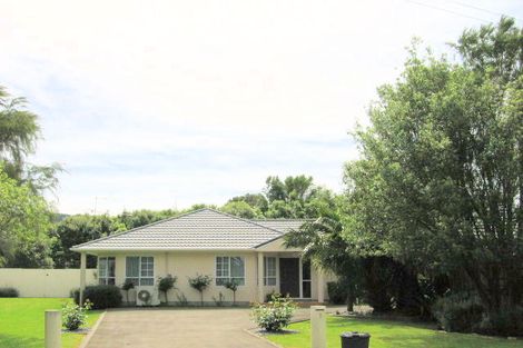 Photo of property in 1 Oak Street, Mangapapa, Gisborne, 4010