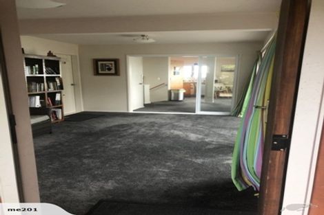 Photo of property in 24 Signallers Grove, Strathmore Park, Wellington, 6022