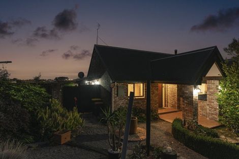 Photo of property in 700 Cashmere Road, Halswell, Christchurch, 8025