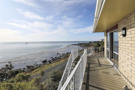 Photo of property in 68 Marine Parade, Bluff, 9814