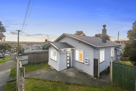Photo of property in 8 Rata Street, Helensville, 0800
