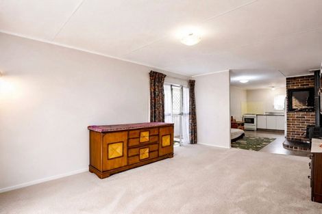 Photo of property in 94a Kawaha Point Road, Kawaha Point, Rotorua, 3010
