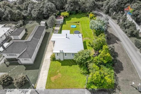Photo of property in 77 Horoeka Street, Stokes Valley, Lower Hutt, 5019