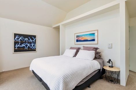 Photo of property in Henry Walton Flats, 3/2 Upper Queen Street, Auckland Central, Auckland, 1010