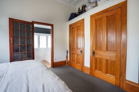 Photo of property in 36 Knowles Street, Terrace End, Palmerston North, 4410