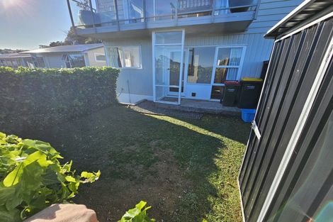 Photo of property in 11 Laburnum Grove, Maungaraki, Lower Hutt, 5010