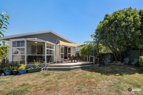 Photo of property in 30 Viewmont Drive, Harbour View, Lower Hutt, 5010