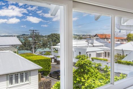 Photo of property in 4 Mays Street, Devonport, Auckland, 0624