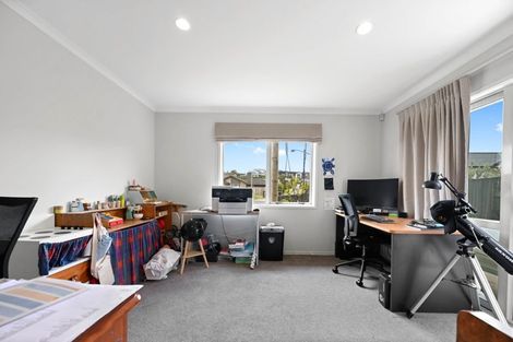 Photo of property in 20 Trauzer Place, Flagstaff, Hamilton, 3210