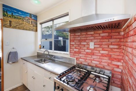 Photo of property in 48 Somerset Crescent, Highbury, Palmerston North, 4412