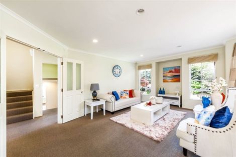 Photo of property in 28 Westminster Gardens, Unsworth Heights, Auckland, 0632
