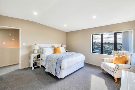 Photo of property in 285a Don Buck Road, Massey, Auckland, 0614
