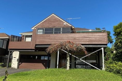 Photo of property in 2/31 Sunderlands Road, Half Moon Bay, Auckland, 2012