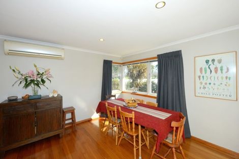 Photo of property in 334 Memorial Avenue, Burnside, Christchurch, 8053