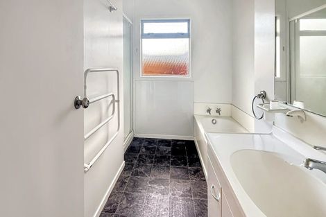 Photo of property in 2/35 Rawhiti Street, Taupo, 3330