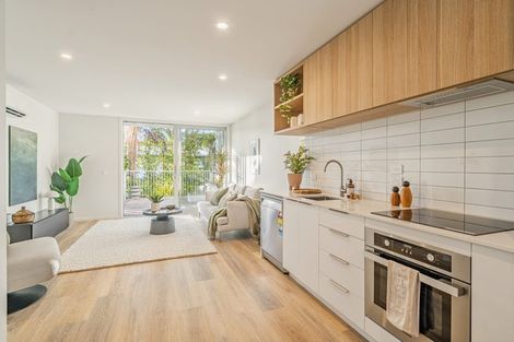 Photo of property in 11/1 Nikau Grove, Woburn, Lower Hutt, 5010