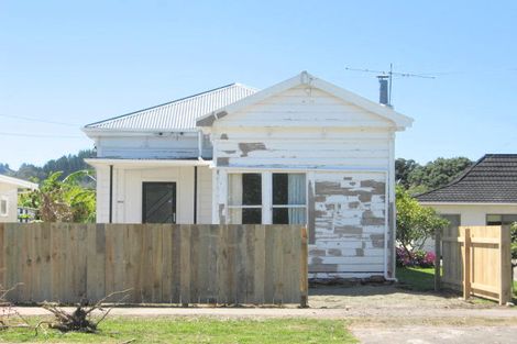 Photo of property in 281 Aberdeen Road, Gisborne, 4010