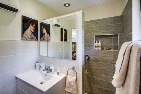 Photo of property in 153 Poraiti Road, Poraiti, Napier, 4182