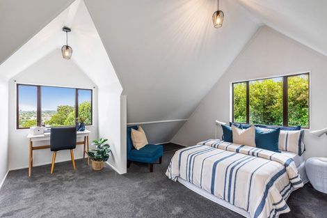 Photo of property in 50 Winara Avenue, Waikanae, 5036