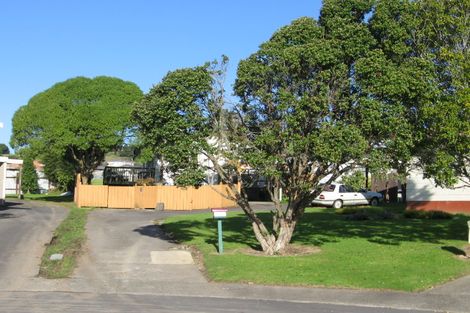 Photo of property in 1/22 Darnell Crescent, Clover Park, Auckland, 2019