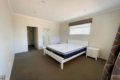 Photo of property in 1 Bartlett Drive, Silverdale, 0932