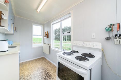 Photo of property in 61 Severn Street, Rongotea, 4476