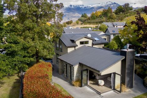 Photo of property in 94 Centennial Avenue, Arrowtown, 9302