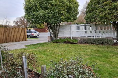Photo of property in 2/186a Wairakei Road, Bryndwr, Christchurch, 8053