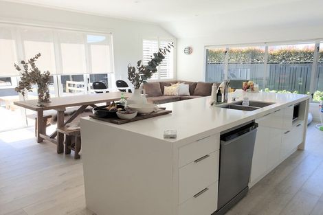 Photo of property in 10 Chesterfield Avenue, Glendowie, Auckland, 1071