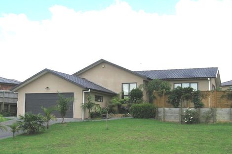 Photo of property in 18 Jadewynn Drive, Massey, Auckland, 0614