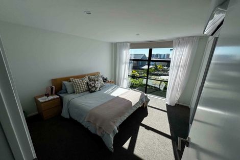 Photo of property in 14 Kaiwawao Lane, Hobsonville, Auckland, 0616