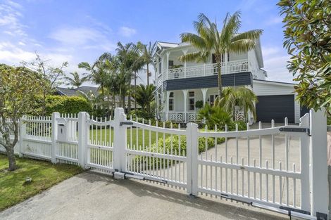 Photo of property in 8 Bayview Road, Hauraki, Auckland, 0622