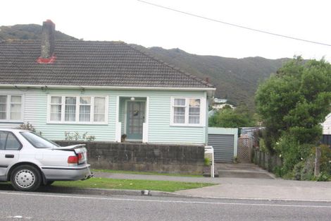 Photo of property in 18-20 Naenae Road, Naenae, Lower Hutt, 5011