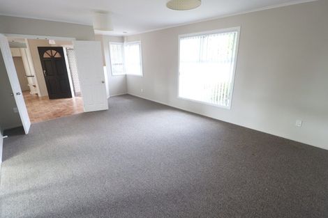 Photo of property in 81 Sturges Road, Henderson, Auckland, 0612