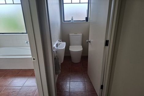 Photo of property in 24 Oaklands Drive, Cambridge, 3434