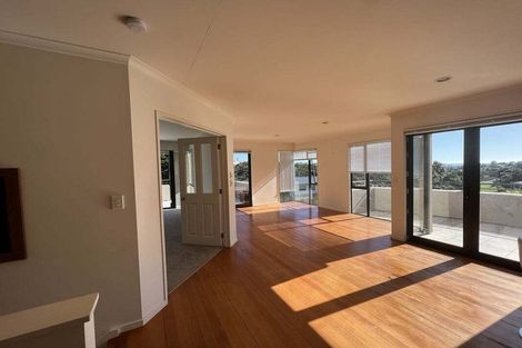 Photo of property in 66 Kate Sheppard Avenue, Torbay, Auckland, 0630