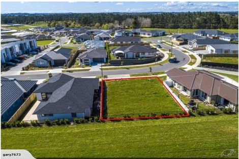 Photo of property in 15 Dida Park Drive, Kumeu, 0810