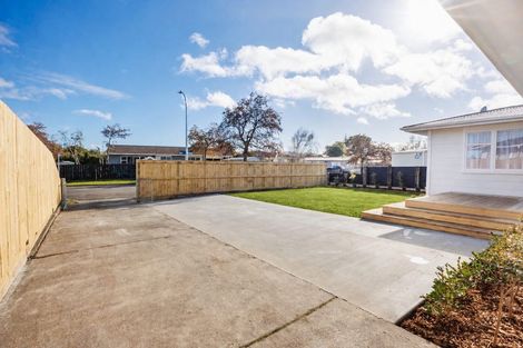 Photo of property in 34 Rhodes Drive, Kelvin Grove, Palmerston North, 4414