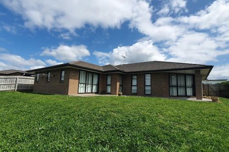 Photo of property in 11 Kilbryde Crescent, Pokeno, 2402