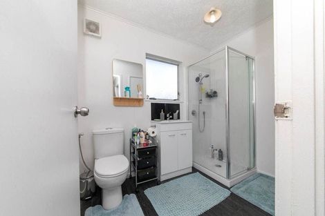 Photo of property in 6 Solea Road, Sunnyvale, Auckland, 0612