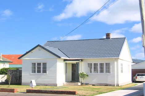 Photo of property in 3 The Quadrant, Miramar, Wellington, 6022