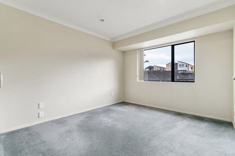 Photo of property in 52 Saralee Drive, Manurewa, Auckland, 2105