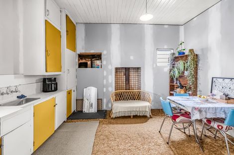 Photo of property in 69 Queen Street, Balfour, 9779