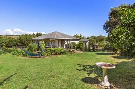 Photo of property in 385a Wainui Road, Raglan, 3297