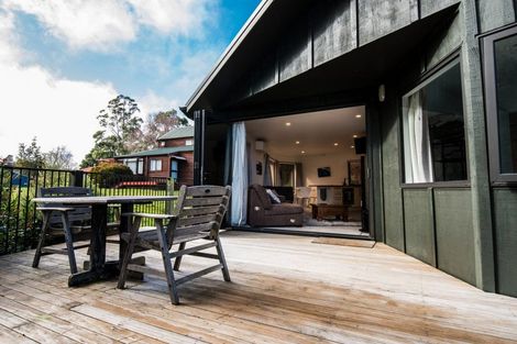 Photo of property in 2 Park Avenue Mews, Ohakune, 4625