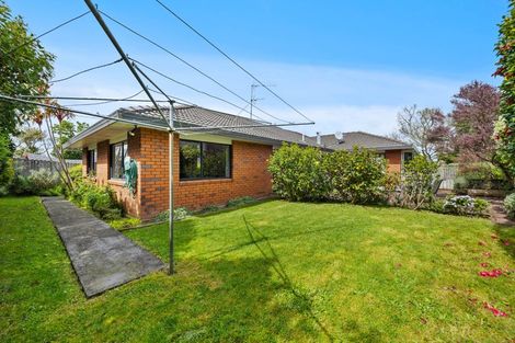 Photo of property in 57 Mirrabooka Avenue, Botany Downs, Auckland, 2010