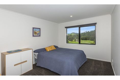Photo of property in 4 Watercourse Way, Tikipunga, Whangarei, 0112