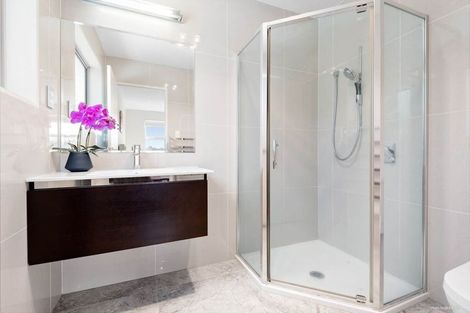 Photo of property in 5 Kiltole Drive, Flat Bush, Auckland, 2019